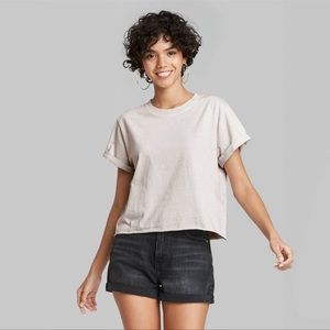 Women’s short sleeve roll cuff T-shirt